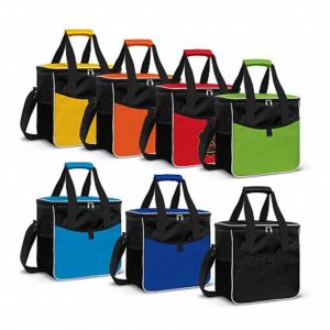 This large picnic cool bag is a great promotional gift that will be used regularly keeping your brand name out in the field